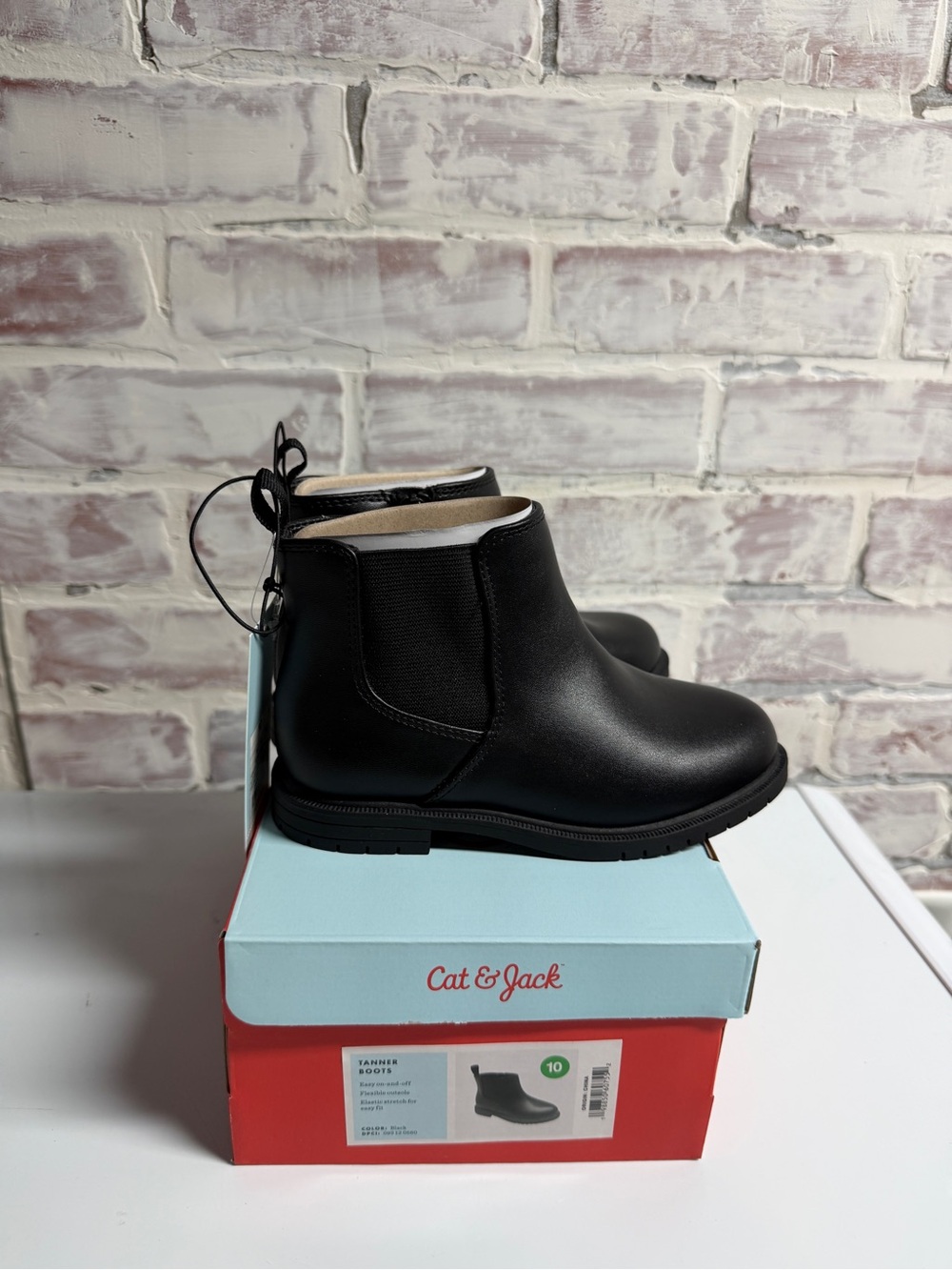 Cat & Jack Kids Black Chelsea Ankle Boots